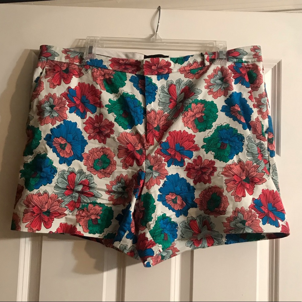 Banana Republic Lined Sz 14 Floral Shorts